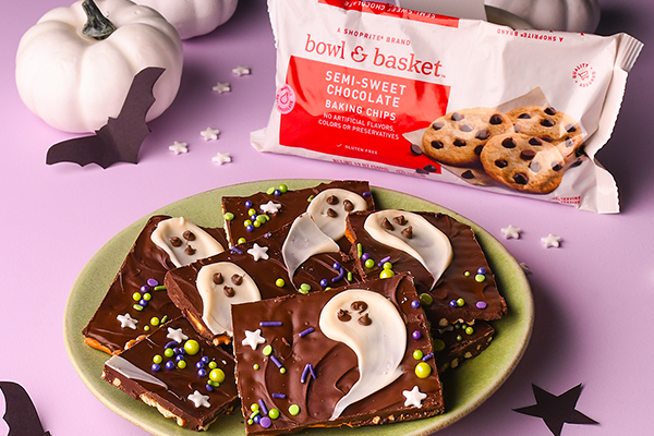 Ghostly Chocolate Bark